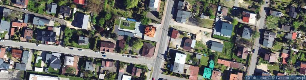 Zdjęcie satelitarne Paczkomat InPost CZE76M