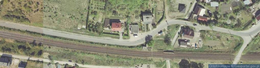 Zdjęcie satelitarne Paczkomat InPost CZEW01M