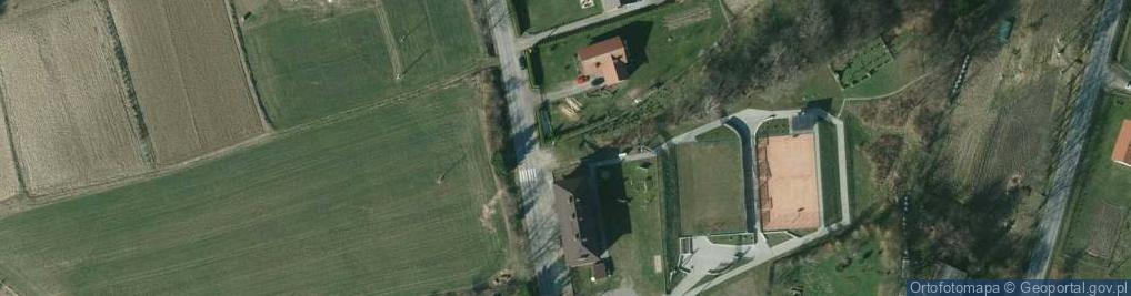 Zdjęcie satelitarne Paczkomat InPost DBRY01G