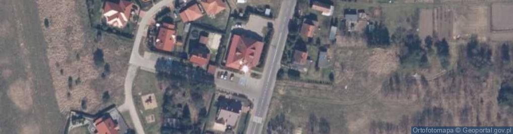 Zdjęcie satelitarne Paczkomat InPost DEN03M