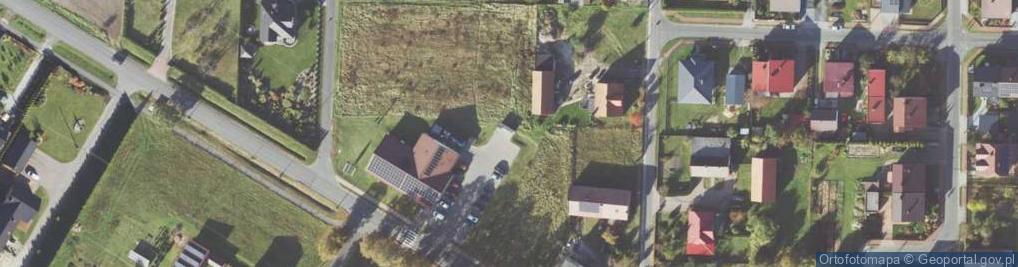 Zdjęcie satelitarne Paczkomat InPost DOU01M