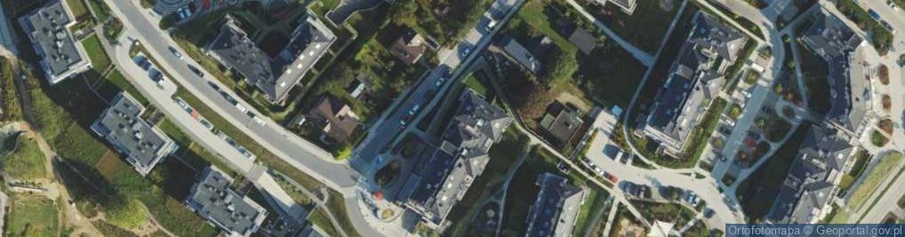 Zdjęcie satelitarne Paczkomat InPost GDY01H