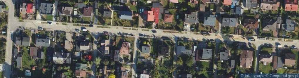 Zdjęcie satelitarne Paczkomat InPost GDY55M