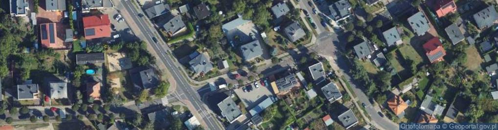 Zdjęcie satelitarne Paczkomat InPost GRU07M