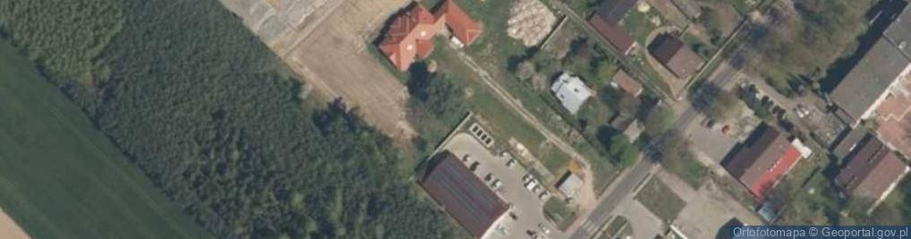 Zdjęcie satelitarne Paczkomat InPost GYC01M