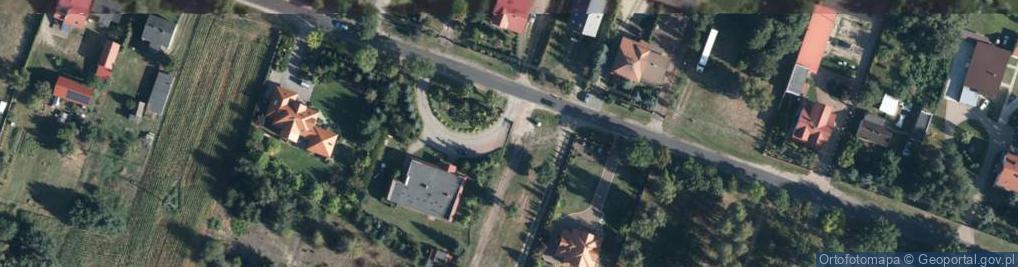 Zdjęcie satelitarne Paczkomat InPost HLQ01BAPP