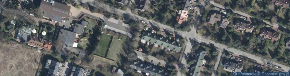 Zdjęcie satelitarne Paczkomat InPost JLN01N