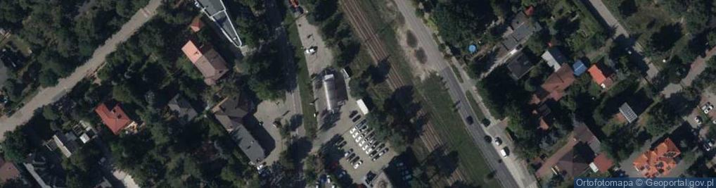 Zdjęcie satelitarne Paczkomat InPost JOZ02N