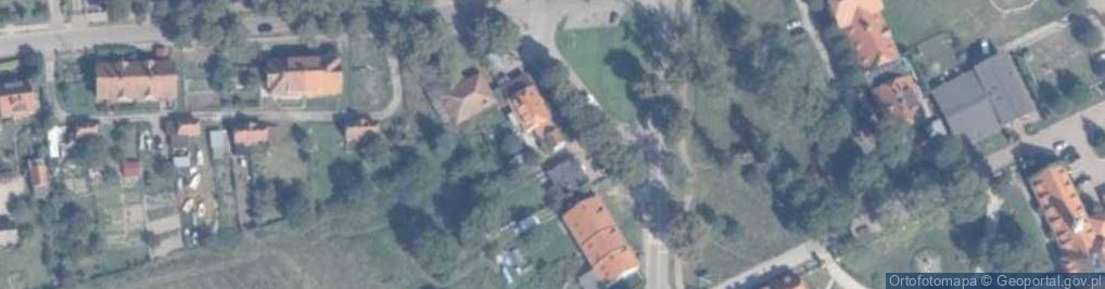 Zdjęcie satelitarne Paczkomat InPost KADY01M