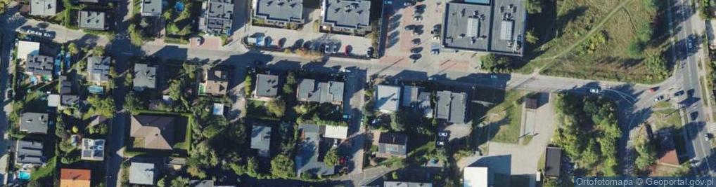 Zdjęcie satelitarne Paczkomat InPost KAT124M