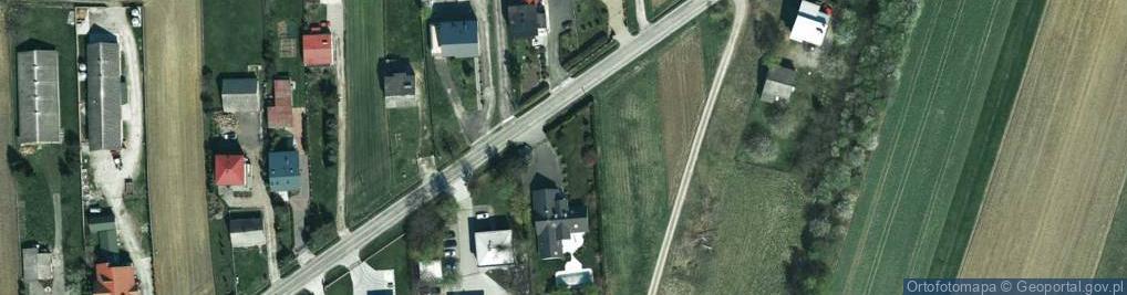 Zdjęcie satelitarne Paczkomat InPost KAV01M