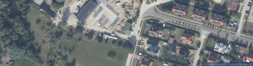 Zdjęcie satelitarne Paczkomat InPost KCR02M