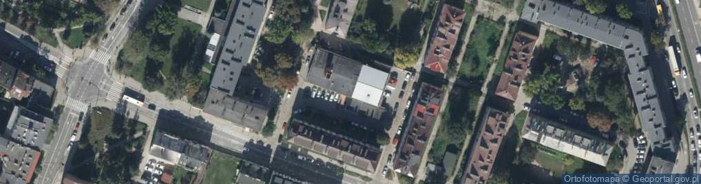 Zdjęcie satelitarne Paczkomat InPost KIE16N