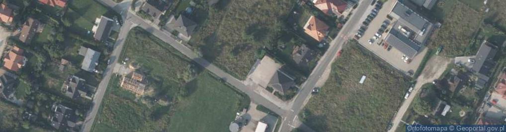 Zdjęcie satelitarne Paczkomat InPost KMN03N