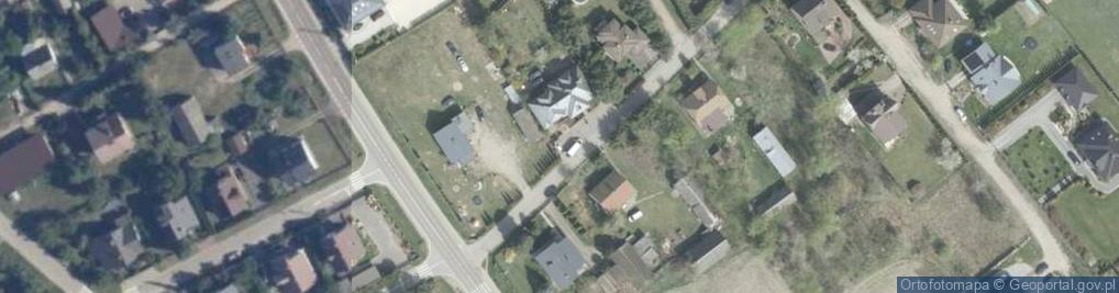 Zdjęcie satelitarne Paczkomat InPost KMR02M