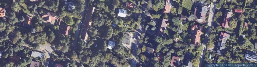 Zdjęcie satelitarne Paczkomat InPost KMW02M