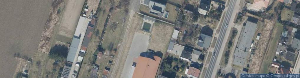 Zdjęcie satelitarne Paczkomat InPost KNL02M