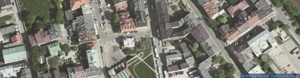 Zdjęcie satelitarne Paczkomat InPost KRA118M