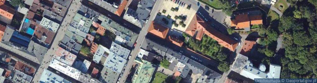 Zdjęcie satelitarne Paczkomat InPost KRA16H