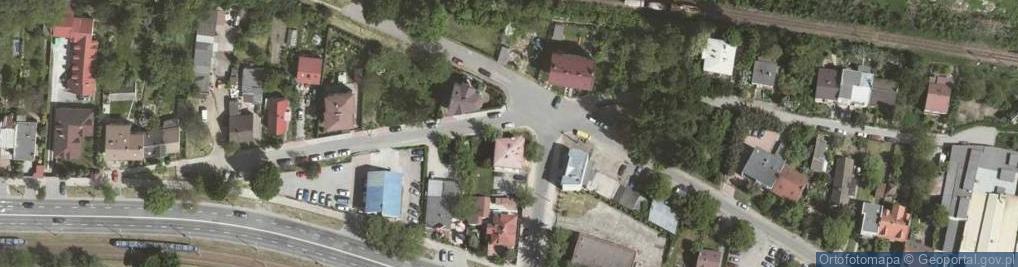 Zdjęcie satelitarne Paczkomat InPost KRA190M