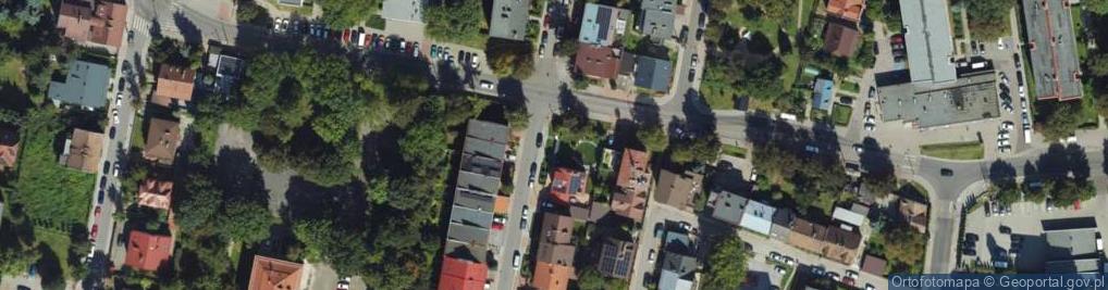 Zdjęcie satelitarne Paczkomat InPost KRA203M