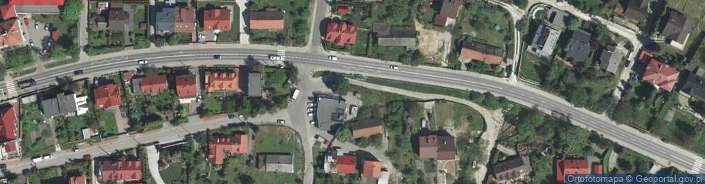 Zdjęcie satelitarne Paczkomat InPost KRA214M