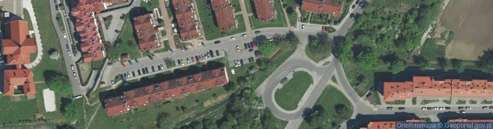 Zdjęcie satelitarne Paczkomat InPost KRA229M