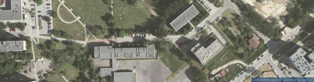Zdjęcie satelitarne Paczkomat InPost KRA321M