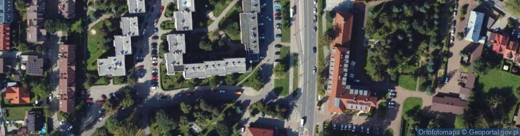 Zdjęcie satelitarne Paczkomat InPost KRA322M