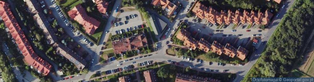 Zdjęcie satelitarne Paczkomat InPost KRA33M