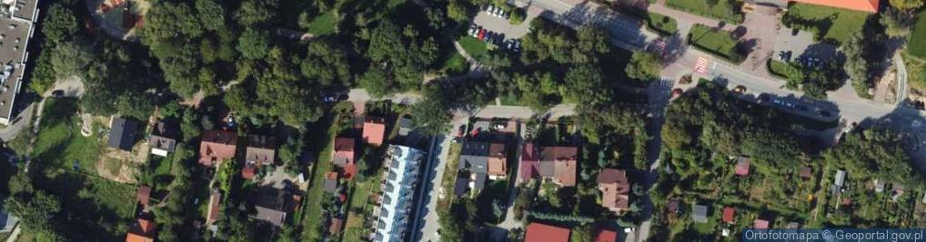 Zdjęcie satelitarne Paczkomat InPost KRA385M