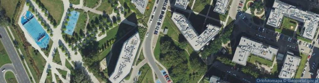 Zdjęcie satelitarne Paczkomat InPost KRA420M