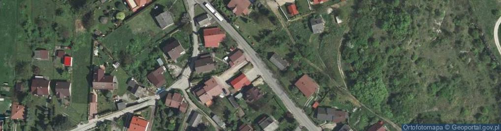 Zdjęcie satelitarne Paczkomat InPost KRA44N