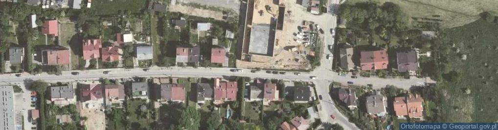 Zdjęcie satelitarne Paczkomat InPost KRA52M