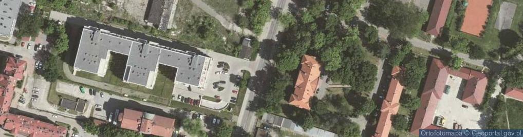 Zdjęcie satelitarne Paczkomat InPost KRA55M
