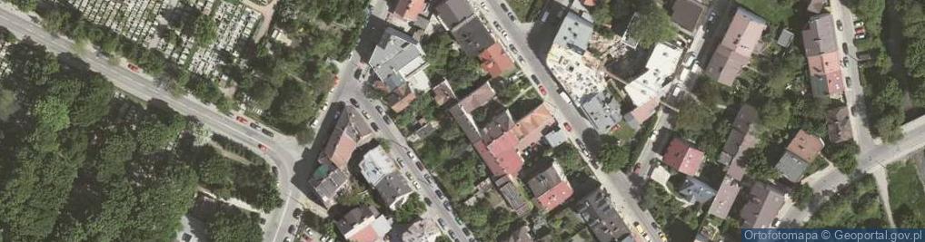 Zdjęcie satelitarne Paczkomat InPost KRA57M