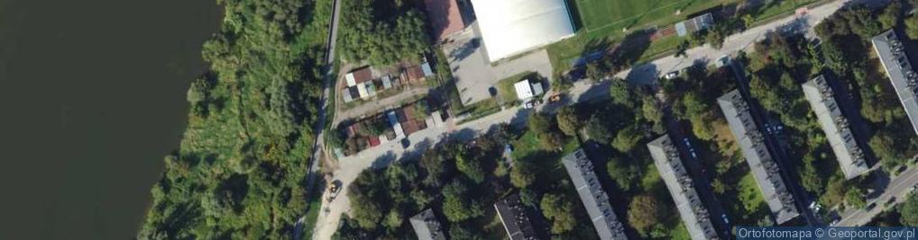 Zdjęcie satelitarne Paczkomat InPost KRA67M
