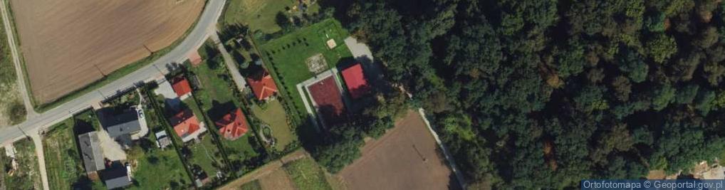 Zdjęcie satelitarne Paczkomat InPost KRZF01M