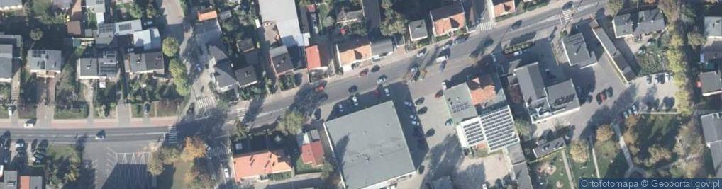 Zdjęcie satelitarne Paczkomat InPost KST03N