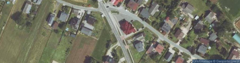 Zdjęcie satelitarne Paczkomat InPost KYY01M