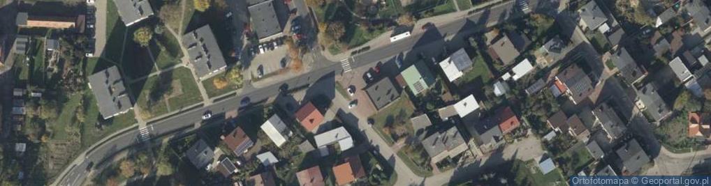 Zdjęcie satelitarne Paczkomat InPost KZM01A