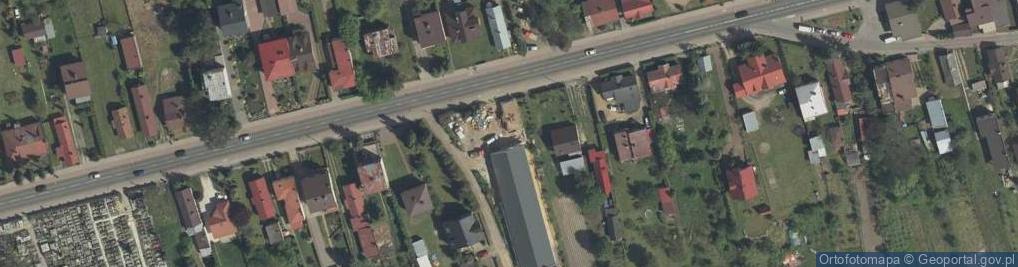 Zdjęcie satelitarne Paczkomat InPost LBA04M