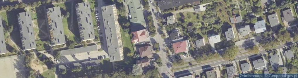 Zdjęcie satelitarne Paczkomat InPost LES01HP