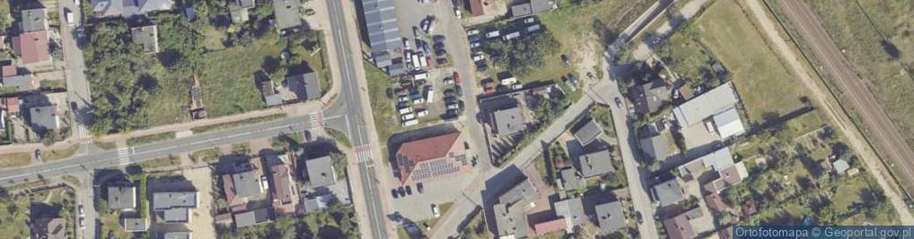 Zdjęcie satelitarne Paczkomat InPost LES02BAPP