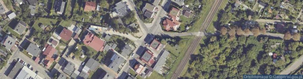 Zdjęcie satelitarne Paczkomat InPost LES30M