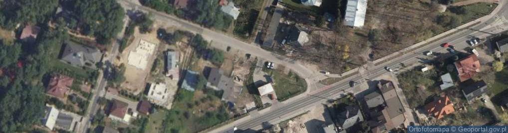 Zdjęcie satelitarne Paczkomat InPost LKX01M