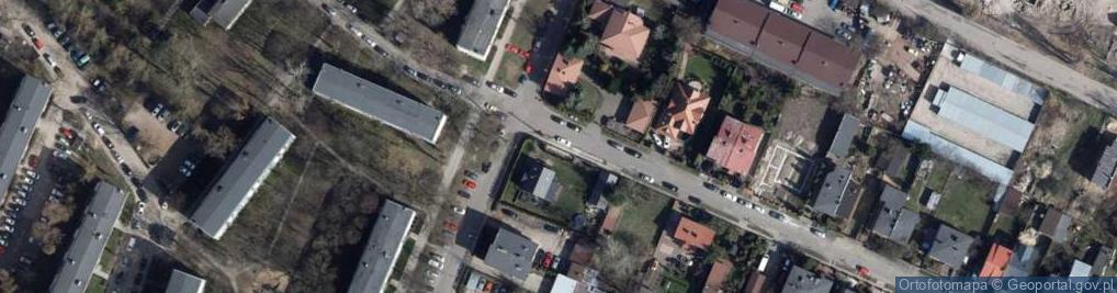 Zdjęcie satelitarne Paczkomat InPost LOD167M