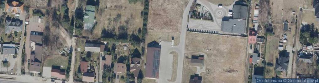 Zdjęcie satelitarne Paczkomat InPost LOD170M