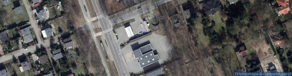 Zdjęcie satelitarne Paczkomat InPost LOD326M