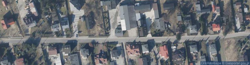 Zdjęcie satelitarne Paczkomat InPost LOD42BAPP